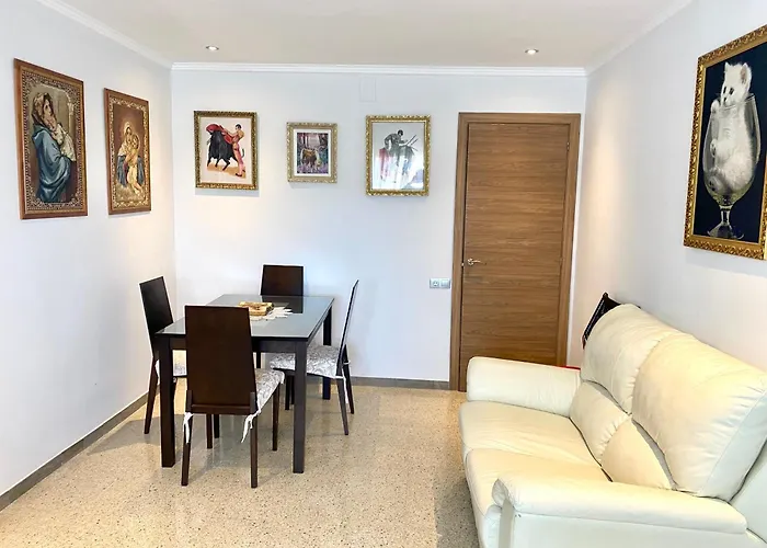 Shared Apartment! Piso Compartido! Общая Квартира!