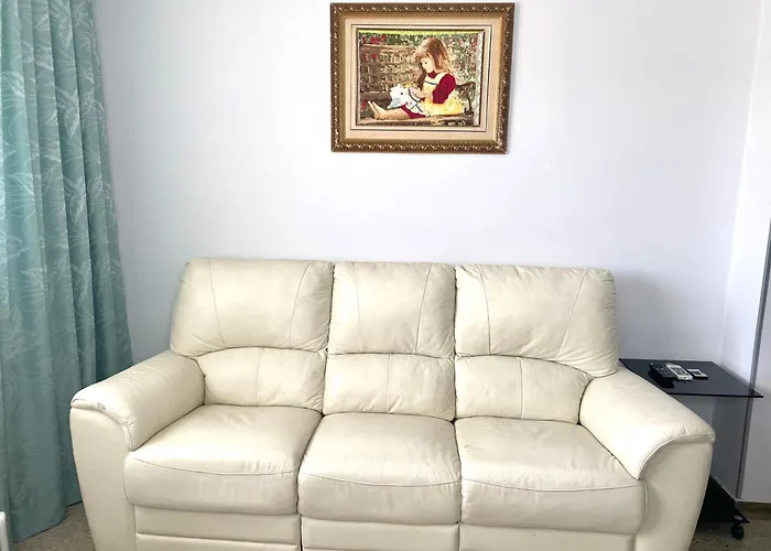 Shared Apartment! Piso Compartido! Общая Квартира!