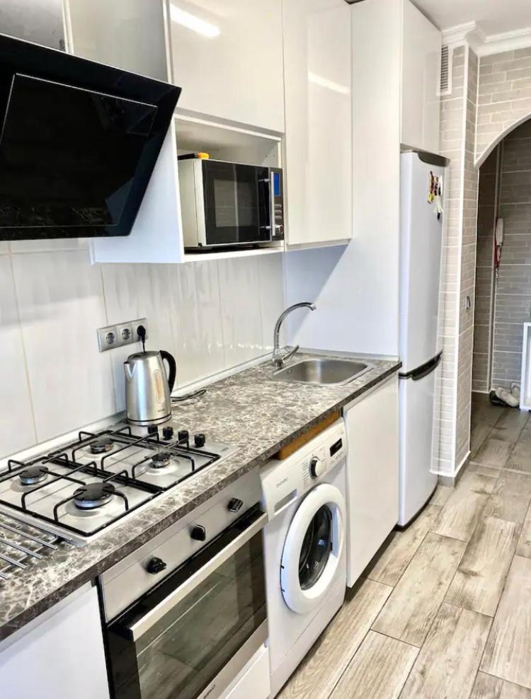 Shared Apartment! Piso Compartido! общая квартира! * Sevilla