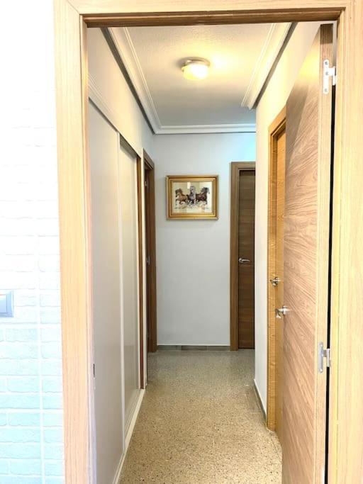 Shared Apartment! Piso Compartido! общая квартира! Allotjament en família Sevilla